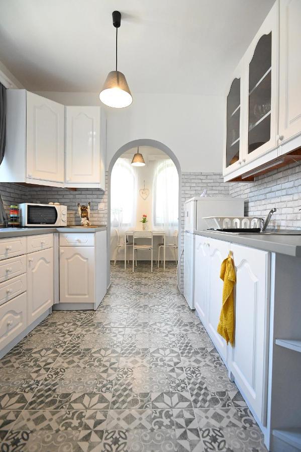 Castle Garden Apartman Eğri Dış mekan fotoğraf